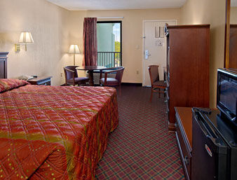 Super 8 By Wyndham Hattiesburg North Exteriér fotografie